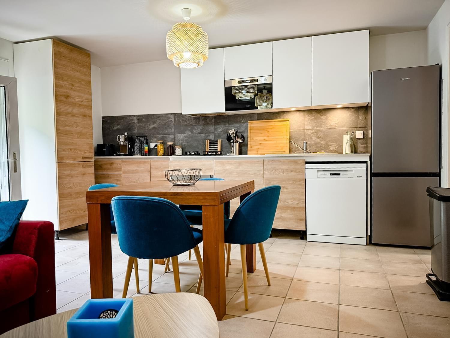 Apartment Dream 26 - 2 Pieces 4 Pers De 38m2 - Clim, Wifi, Parking - Sur Rn7 Au Calme - Au Coeur De Sur Drome A 5km L'autouroute A7